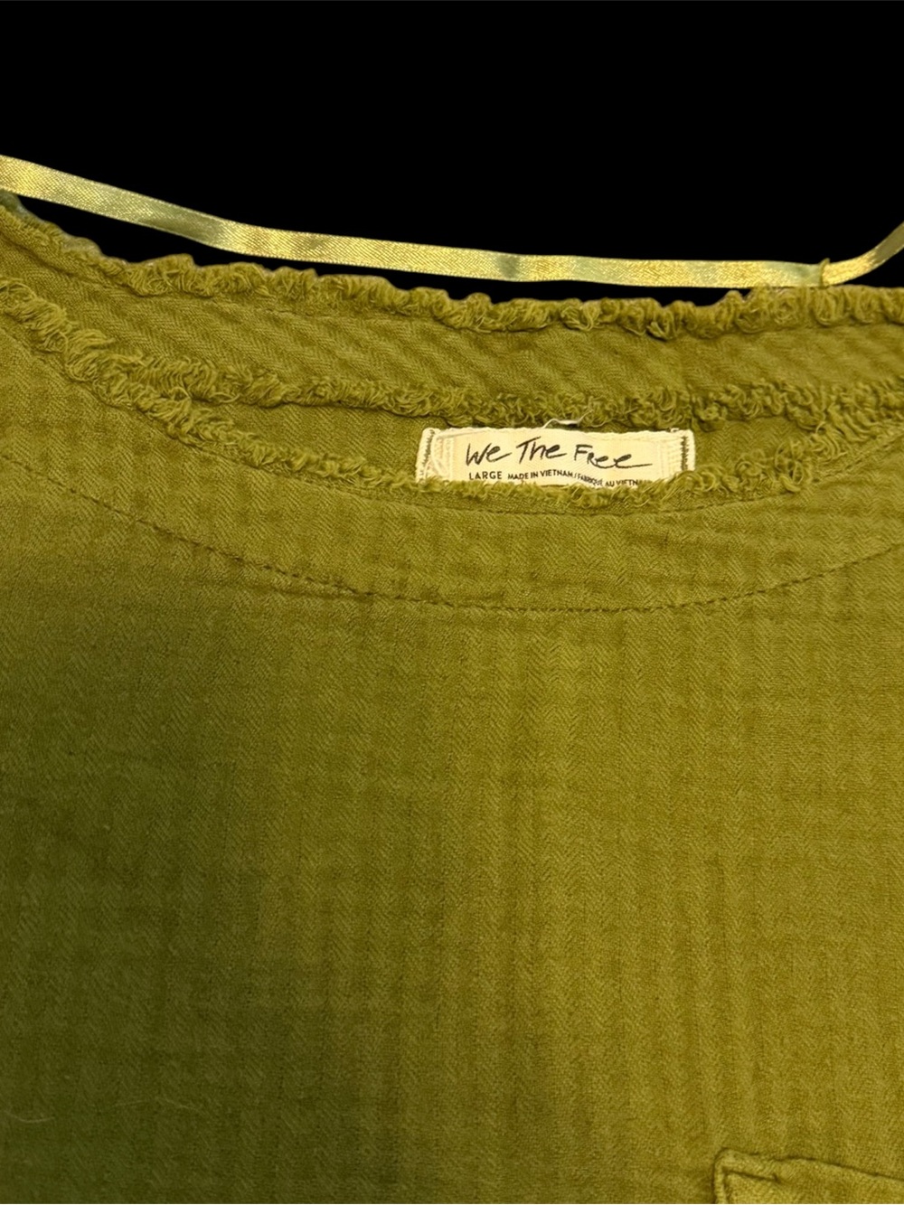 We The Free ~ Green Top ~ Boxy ~ Frayed Edges ~ Slits on Sides ~ Sz L NWOT - Picture 4 of 9